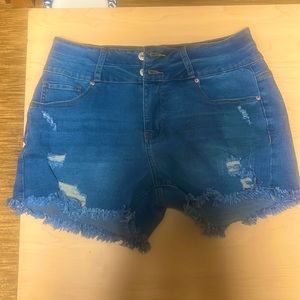Ripped Jean shorts